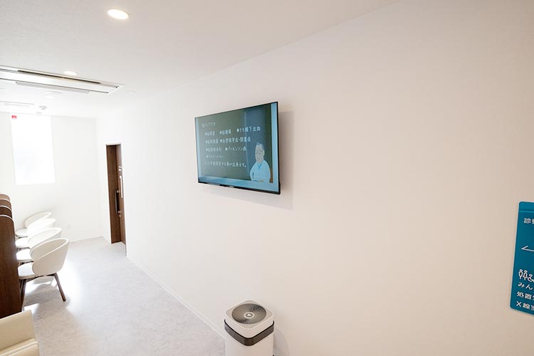 待合室ディスプレイ