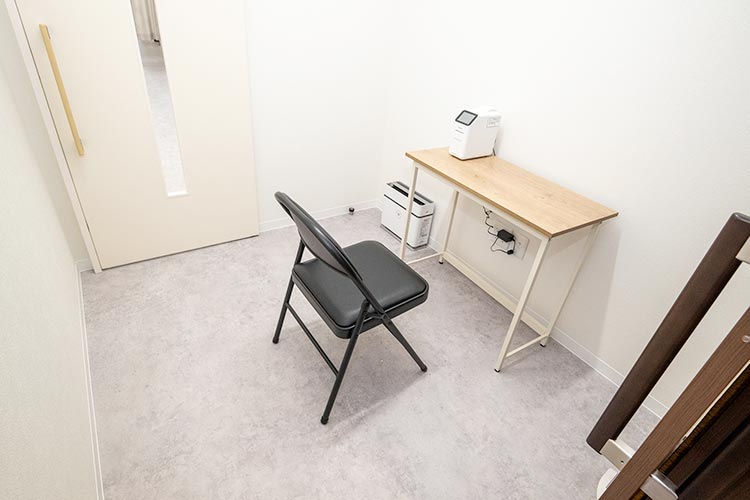 発熱外来検体採取室